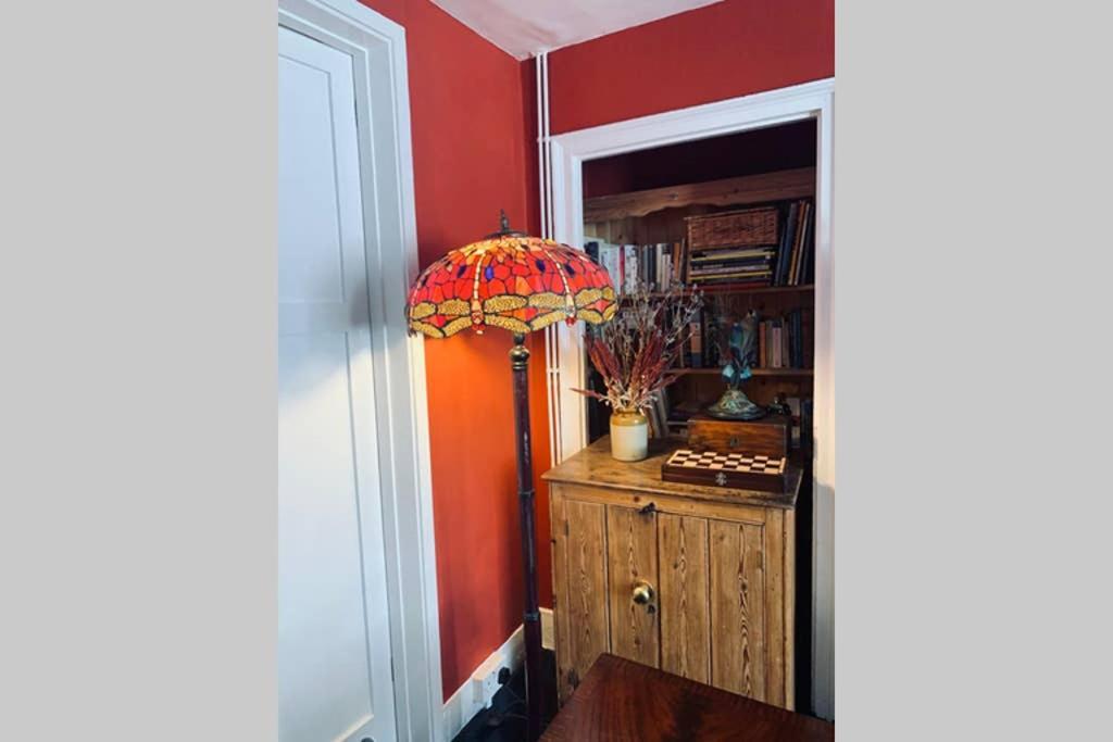 Stunning 18Th Century 5 Bed House Old-Town Hastings Villa Eksteriør billede